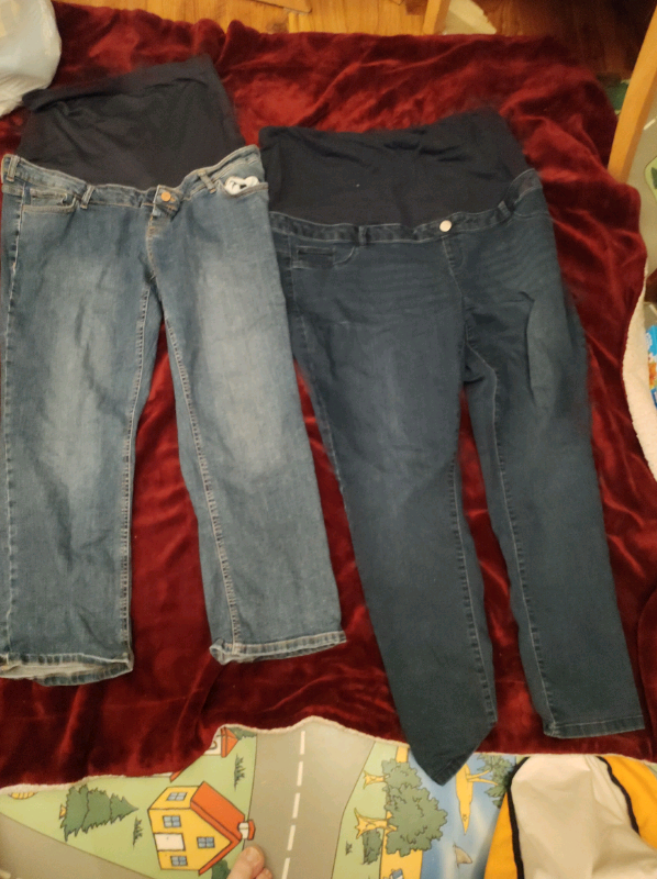 Maternity Clothes bundle size 18/20 